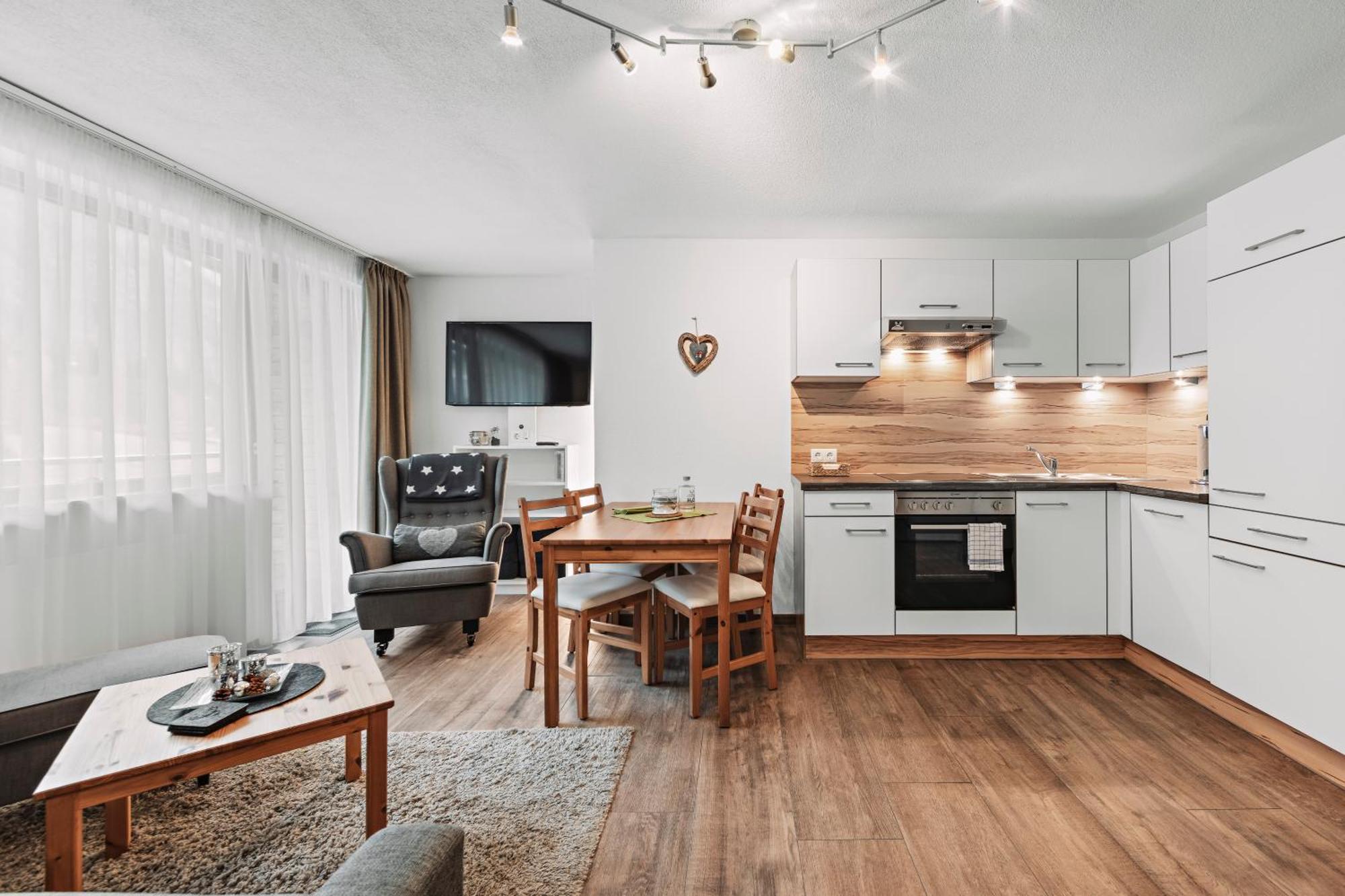 Herzblut Wohlfuehl Appartements Oetz Dış mekan fotoğraf
