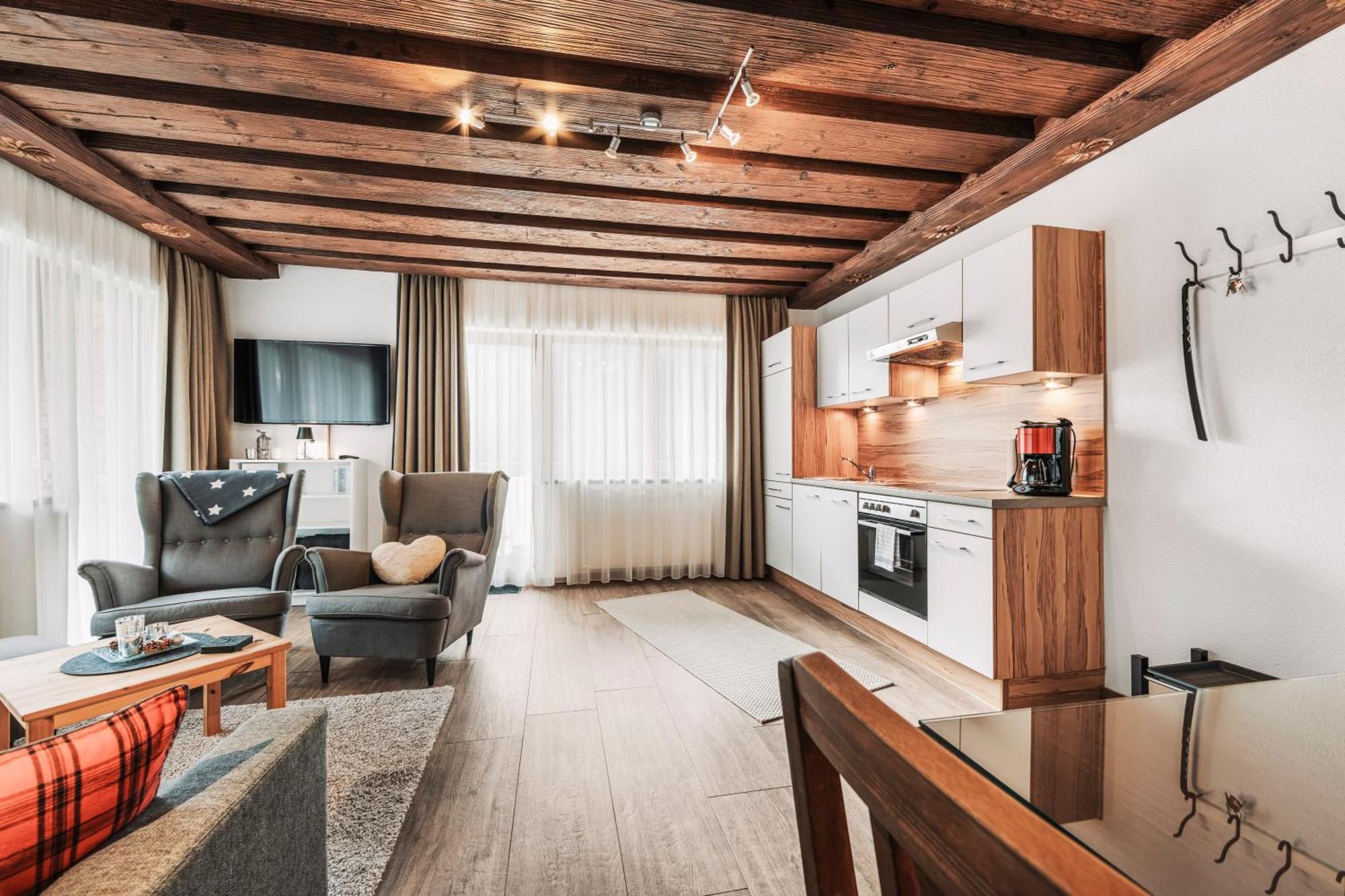 Herzblut Wohlfuehl Appartements Oetz Dış mekan fotoğraf